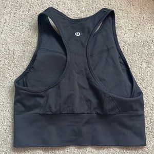 LULULEMON BLACK RACER BACK SPORTS BRA CROP -SIZE 4